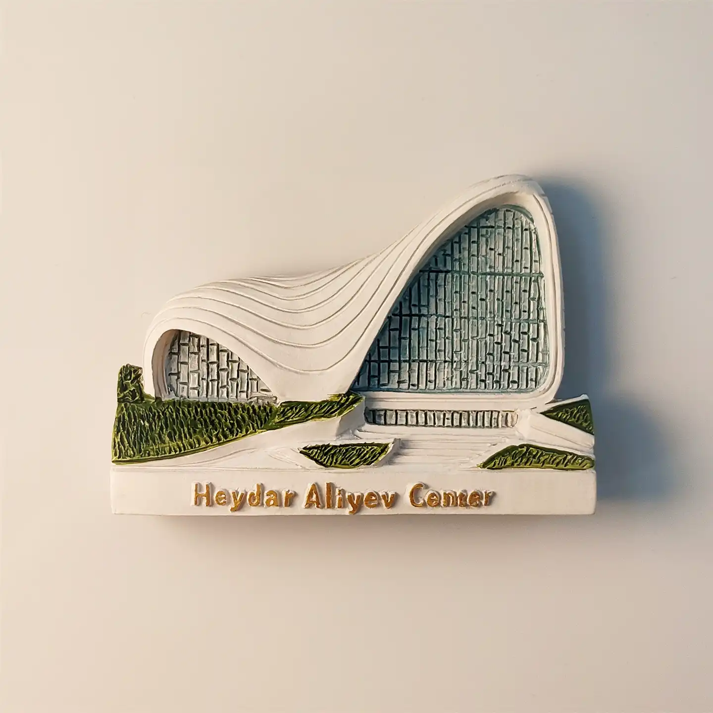 azerbaijan-baku-heydar-aliyev-center-fridge-magnet-front-view Front view of the Azerbaijan Baku Heydar Aliyev Center fridge magnet.