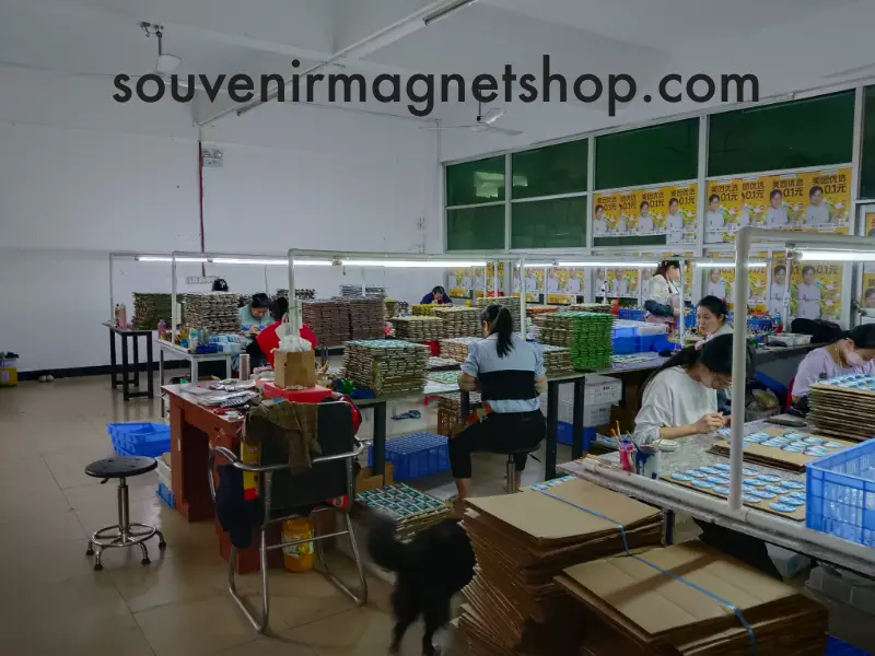 The handmade process of creating souvenir fridge magnets — from base molding to detailed coloring