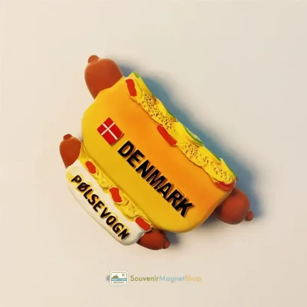 Denmark Danish hot dog (Pølsevogn) fridge magnet right side view.
