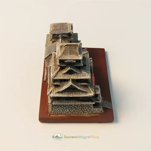 Japan Kumamoto Castle right side view 3D resin decorative figurine