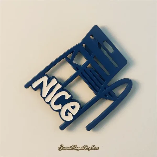 Unique Nice Chaise Bleue travel gift magnet, ideal for commemorating a trip to the French Riviera.
