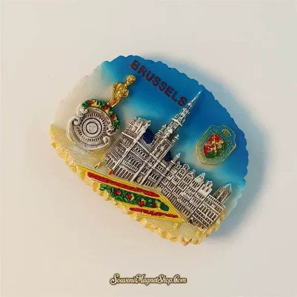 Brussels Grand Place travel gift magnet, ideal for collectors and travelers, capturing the essence of the historic square and its famous statue.