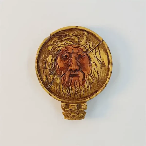 Rome Mouth of Truth fridge magnet with a copper bearded face on a gold relief disc and pedestal